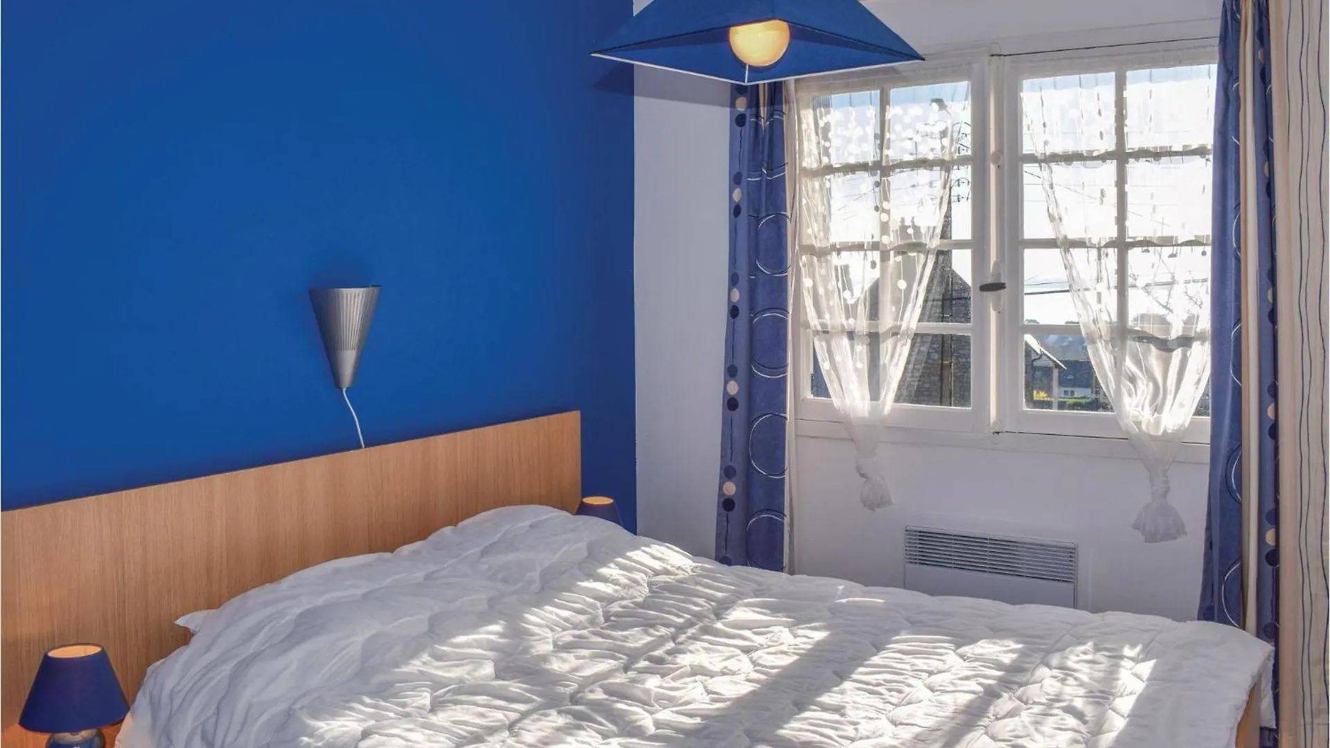 2 Bedroom Cozy Home In Saint Cast Le Guildo 0*, Saint-Cast-le-Guildo France